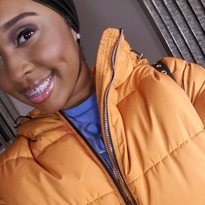 Meet your Posher, Shawnette